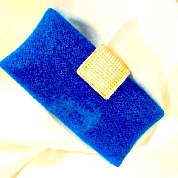 🔥HOST PICK🔥AQUAMARINE COCKTAIL BAG w/ JEWELED CLASP & DETACHABLE CHAIN STRAP - Picture 6 of 10